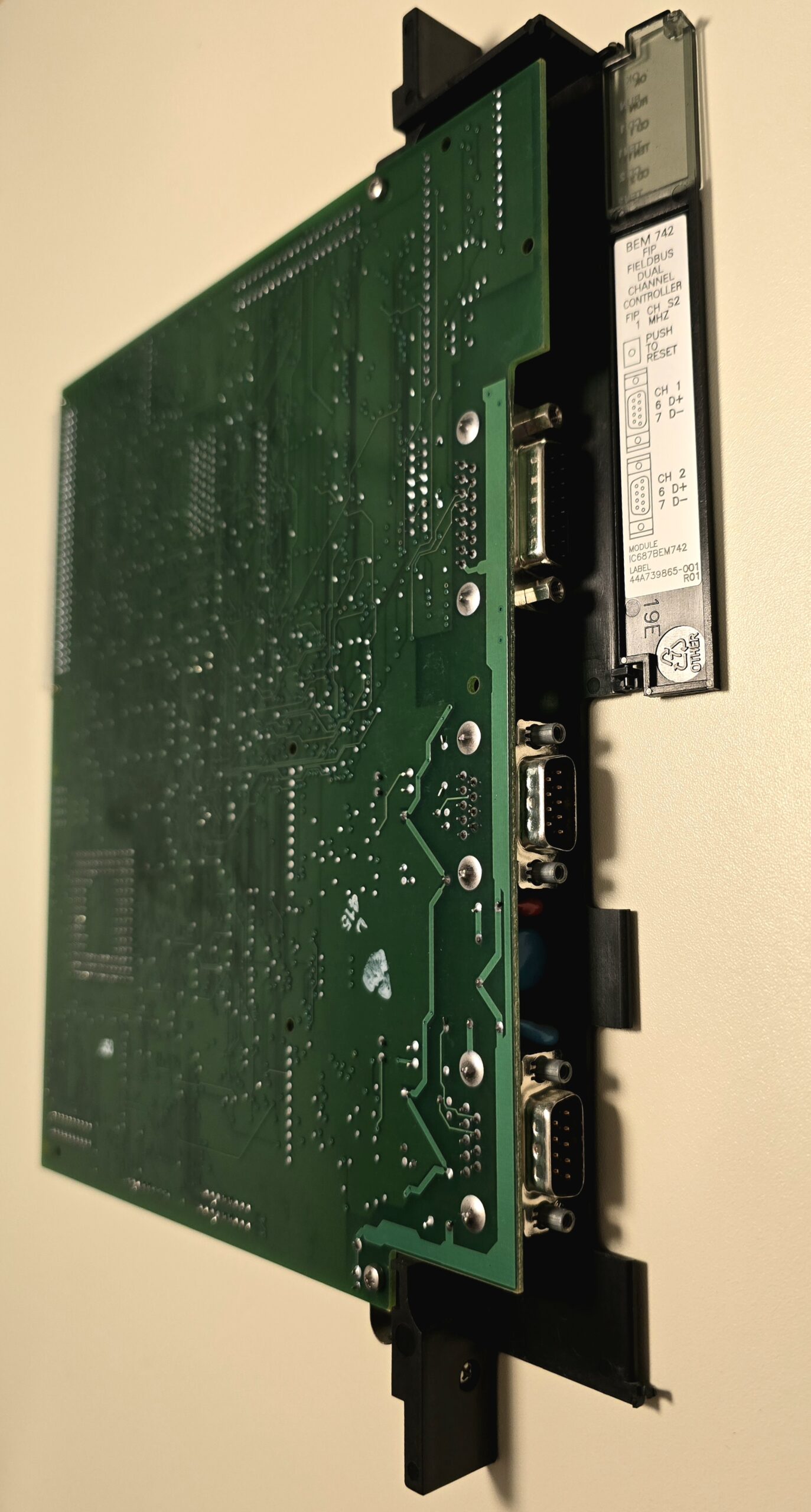 IC687BEM742 (C0405050) - REFURBISHED - Image 3