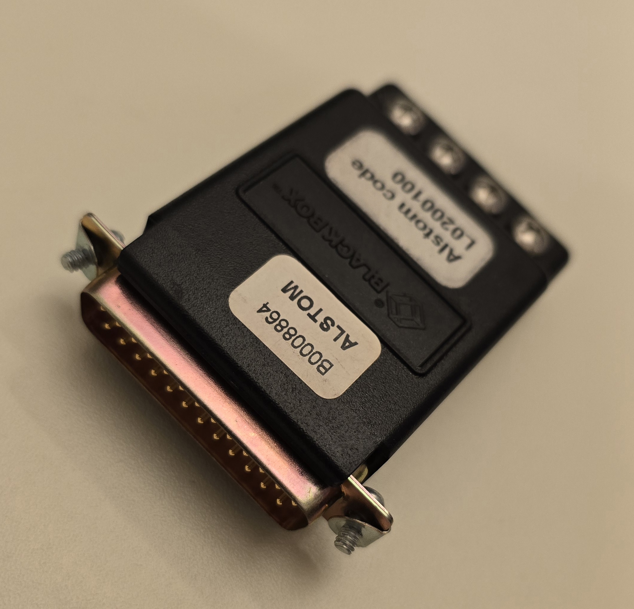 CL412A-M Current loop / RS-232 converter, connector detail