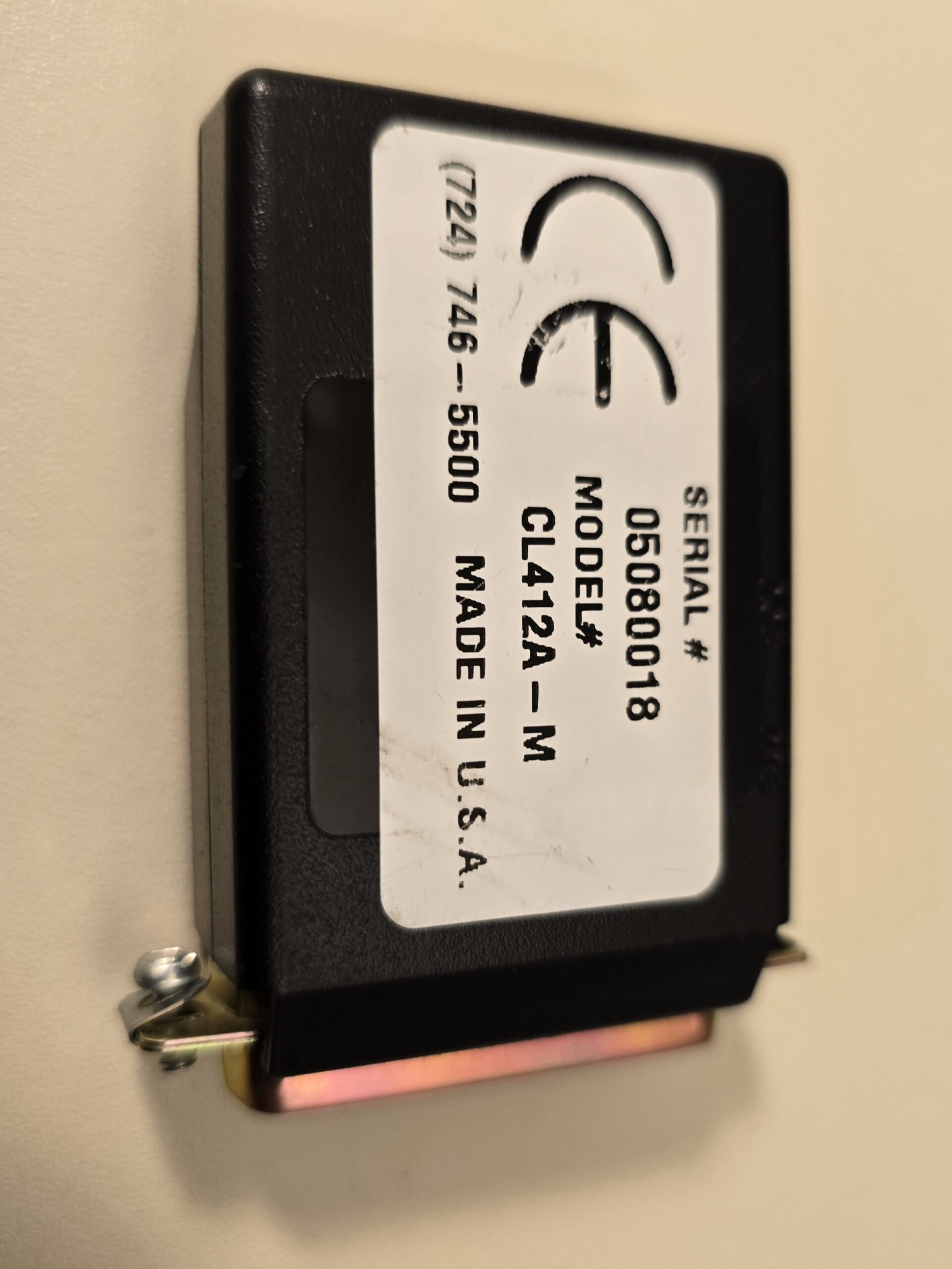 CL412A-M Current loop / RS-232 converter, identification label detail